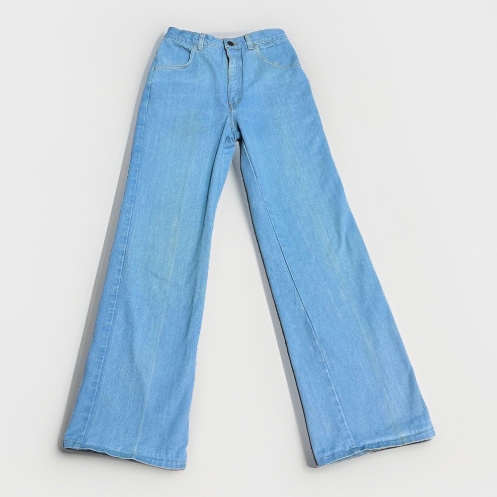 Vintage Gap Jeans Size 7 High Rise Wide Leg Flare 100% Cotton Light Wash‎ Blue